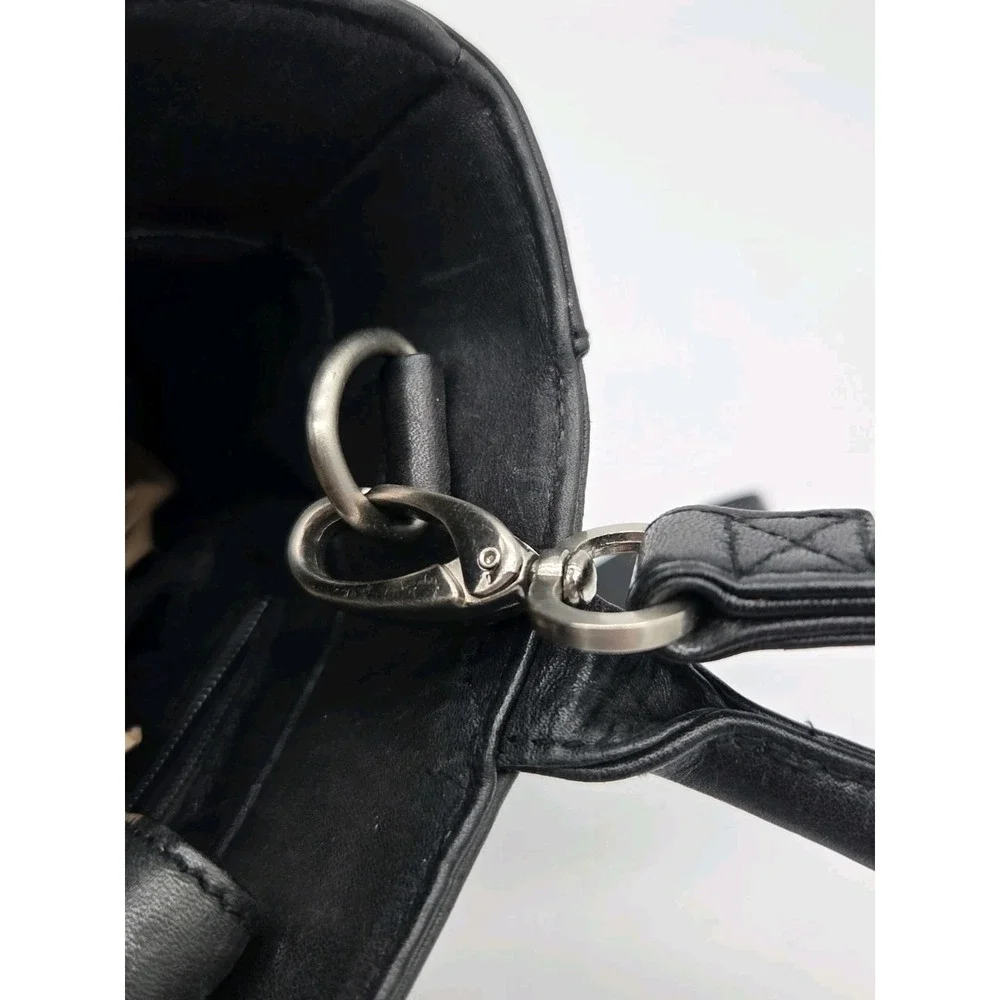 HOBO International VTG Y2K‎ Satchel Bucket Crossbody Bag Smooth Black Leather